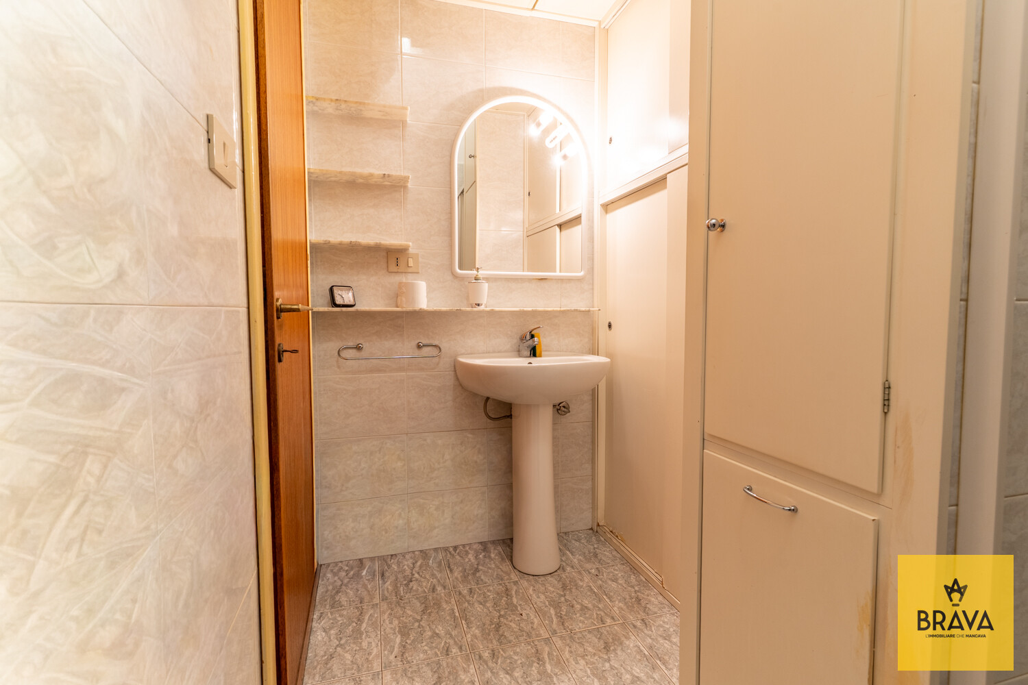 A.L.C. Via Camillo Randazzo n.22-41