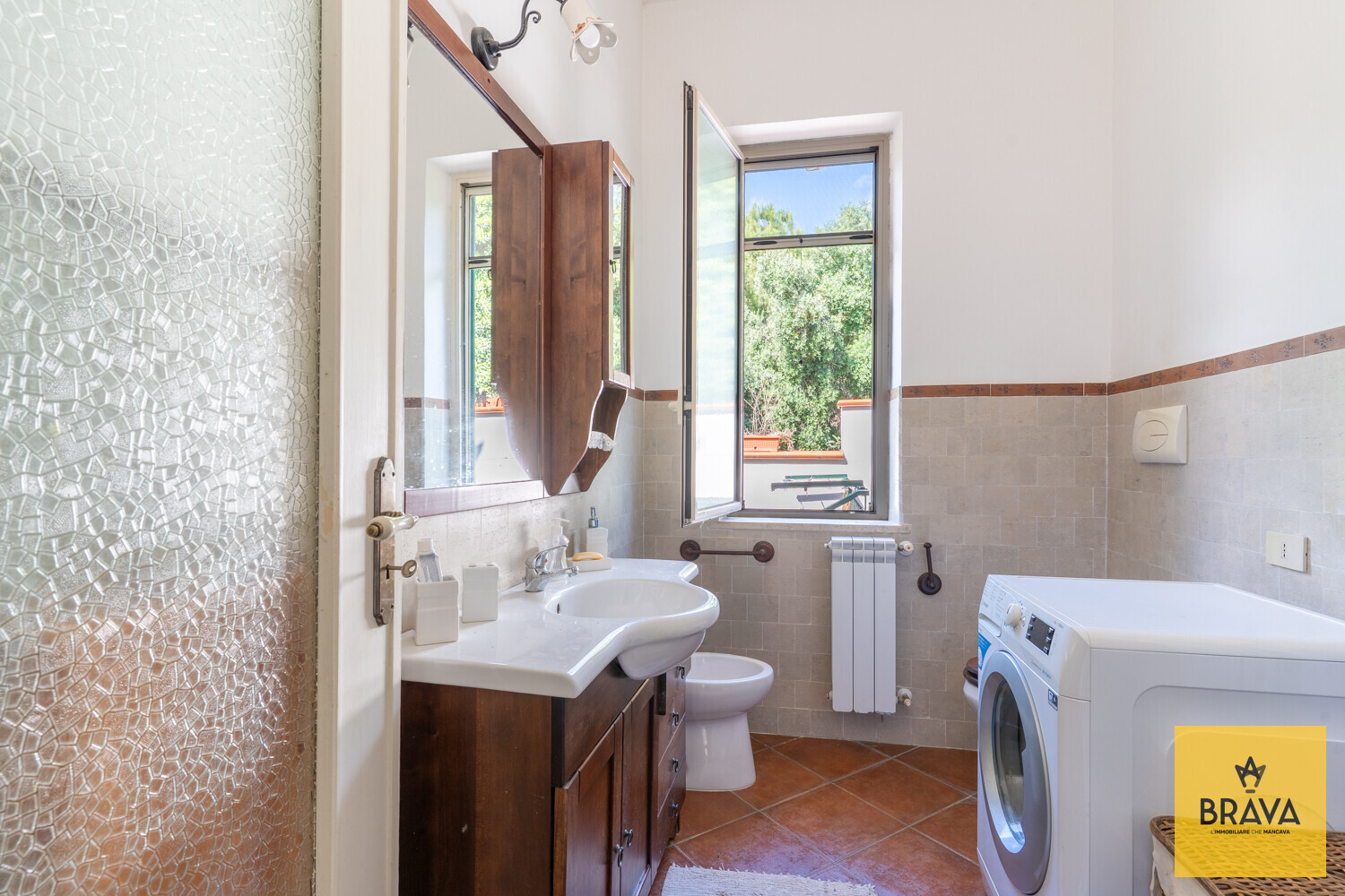 A.L.C. Via Delle Ondine n.6-33