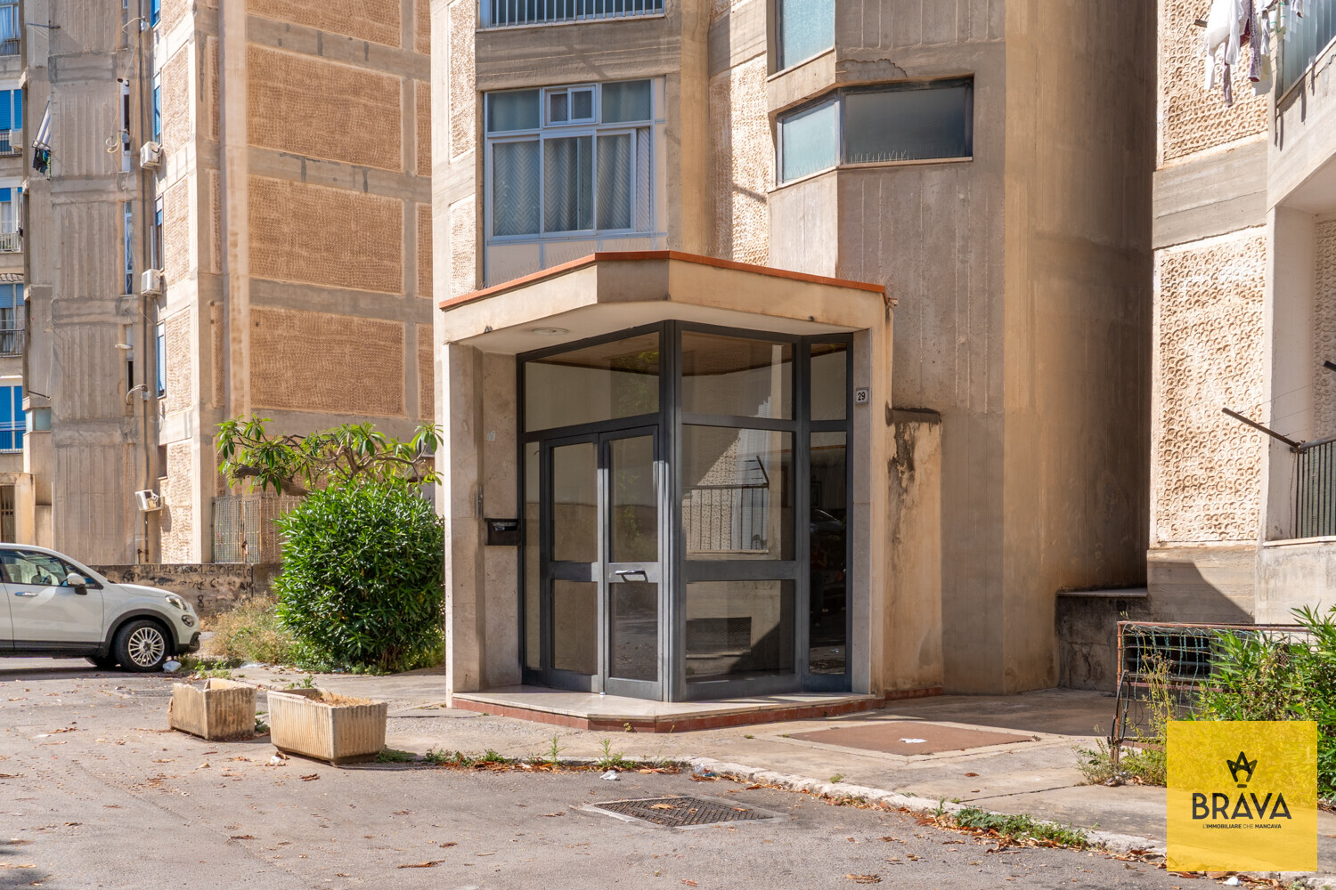 A.L.C. Piazzale Tenente Giuseppe Anelli n.29-2