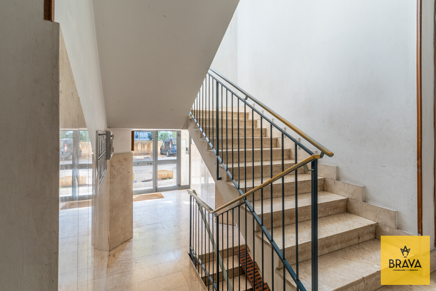 A.L.C. Piazzale Tenente Giuseppe Anelli n.29-10