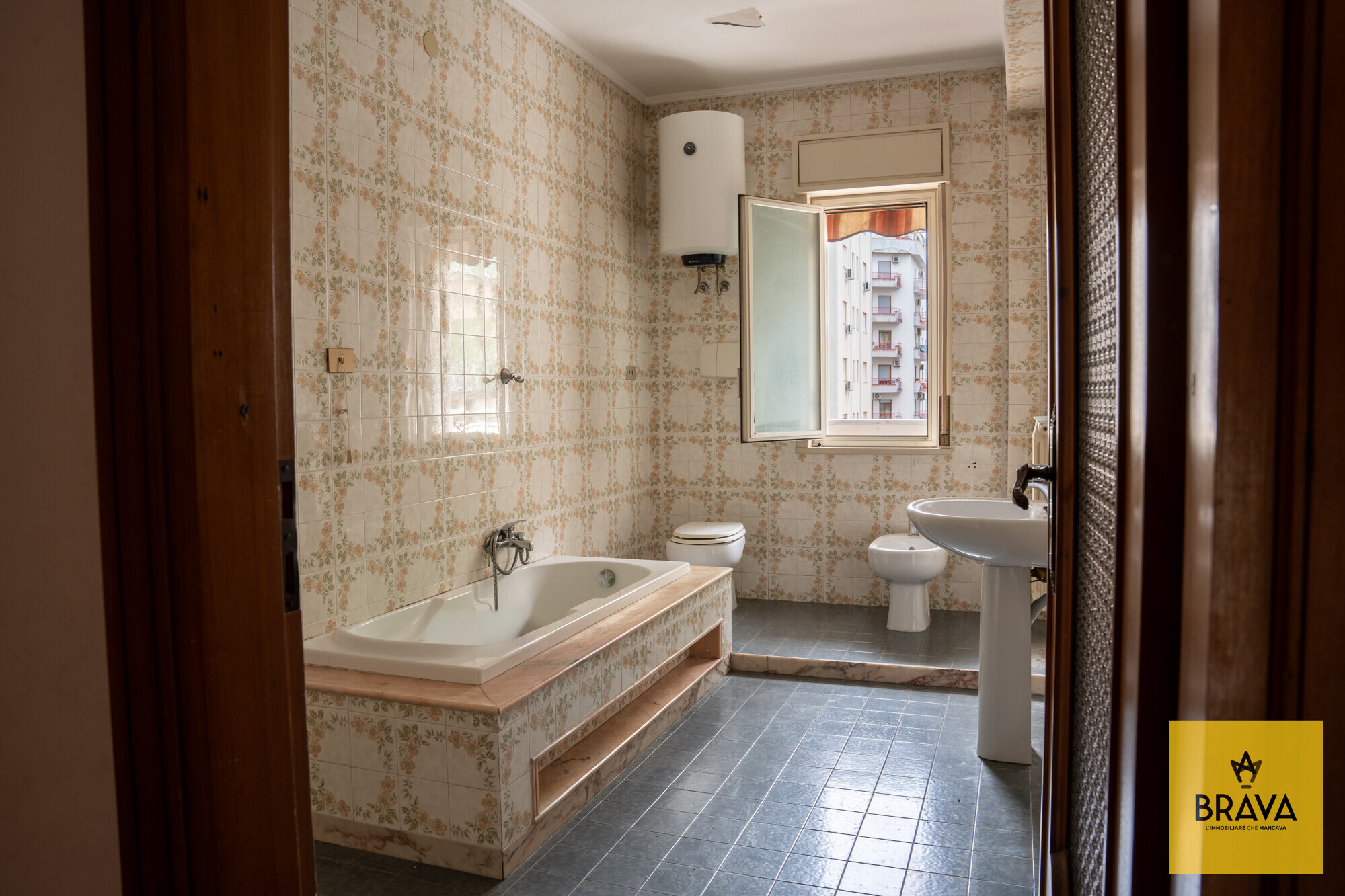 Piazza Costanzo Barbarino 50-18