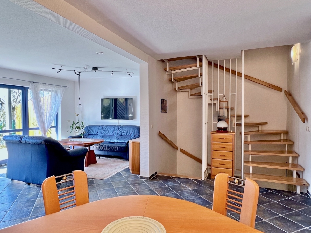 Wohnzimmer (verschiedene Ansichten)