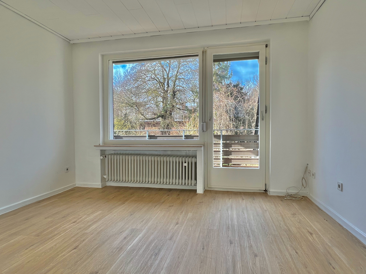 Schlafzimmer 1 mit Balkon