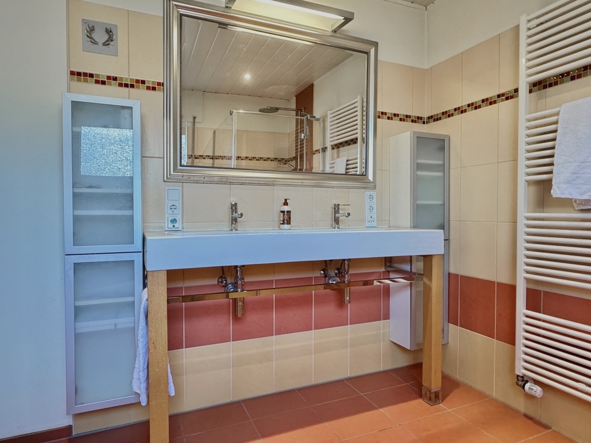 Badezimmer EG