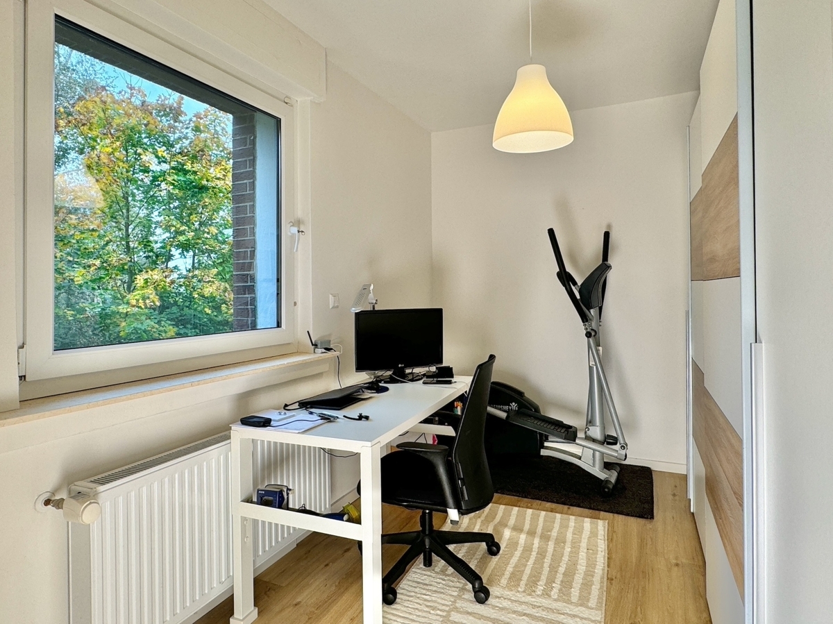 Büro/Kinderzimmer
