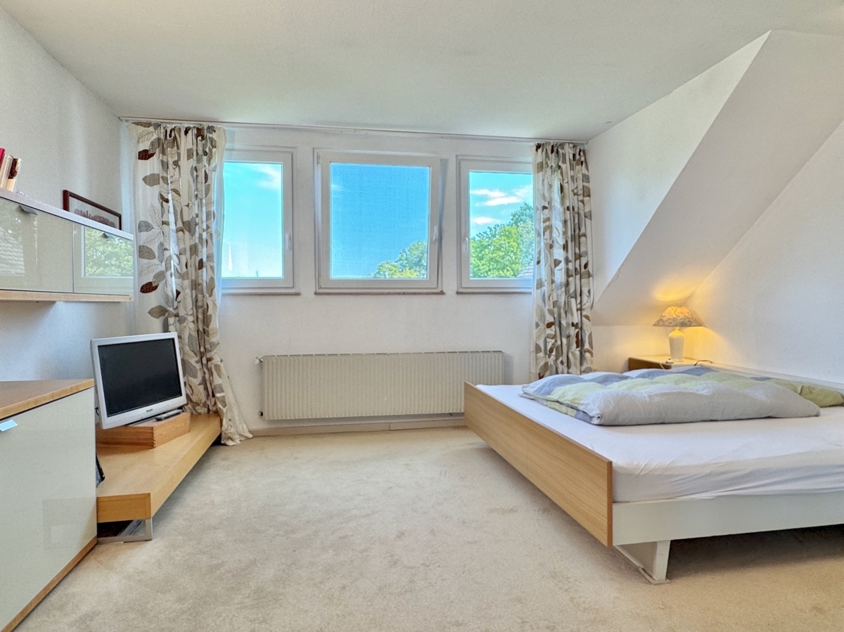 Schlafzimmer OG