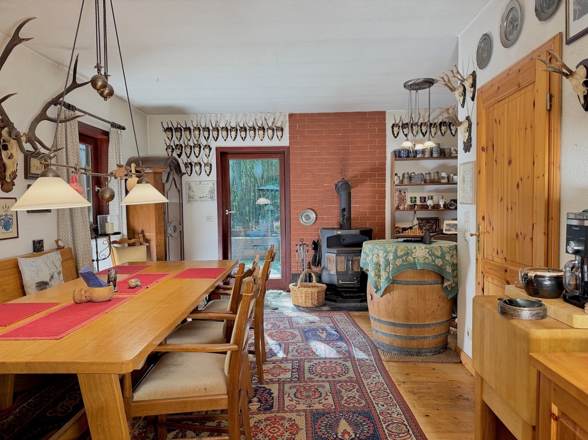 Wohn- u. Essbereich Jagdhaus