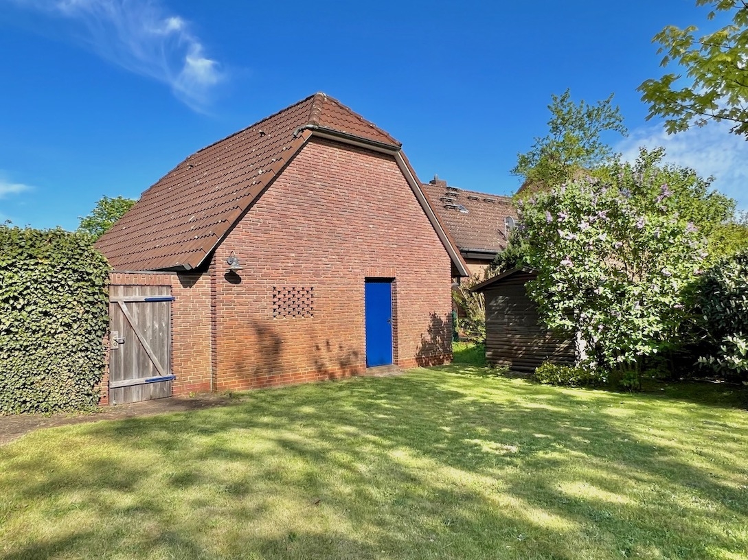 Garage (Gartenansicht)