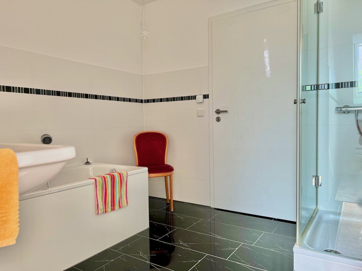 Badezimmer - Ansicht 2