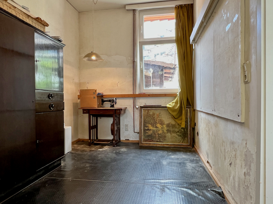 Büro EG