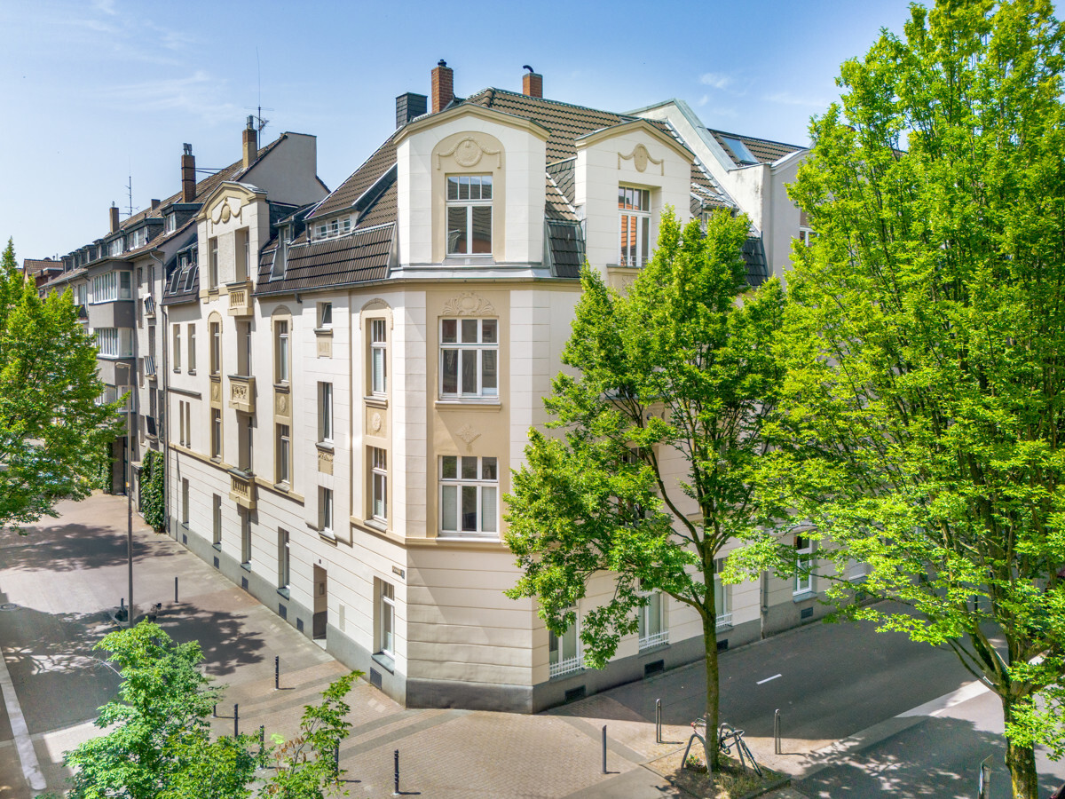 Hochwertig sanierter Altbau zur Kapitalanlage