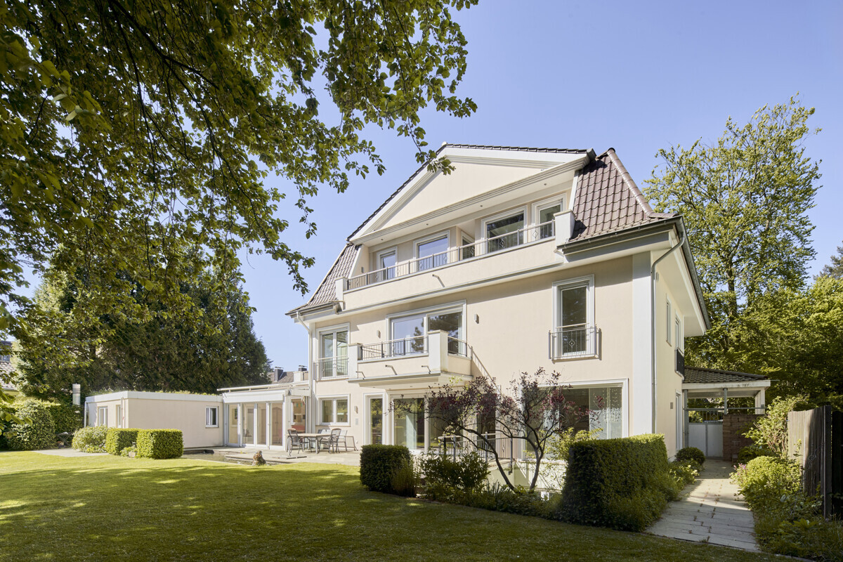 Großzügige Villa in Deckstein - Lindenthal