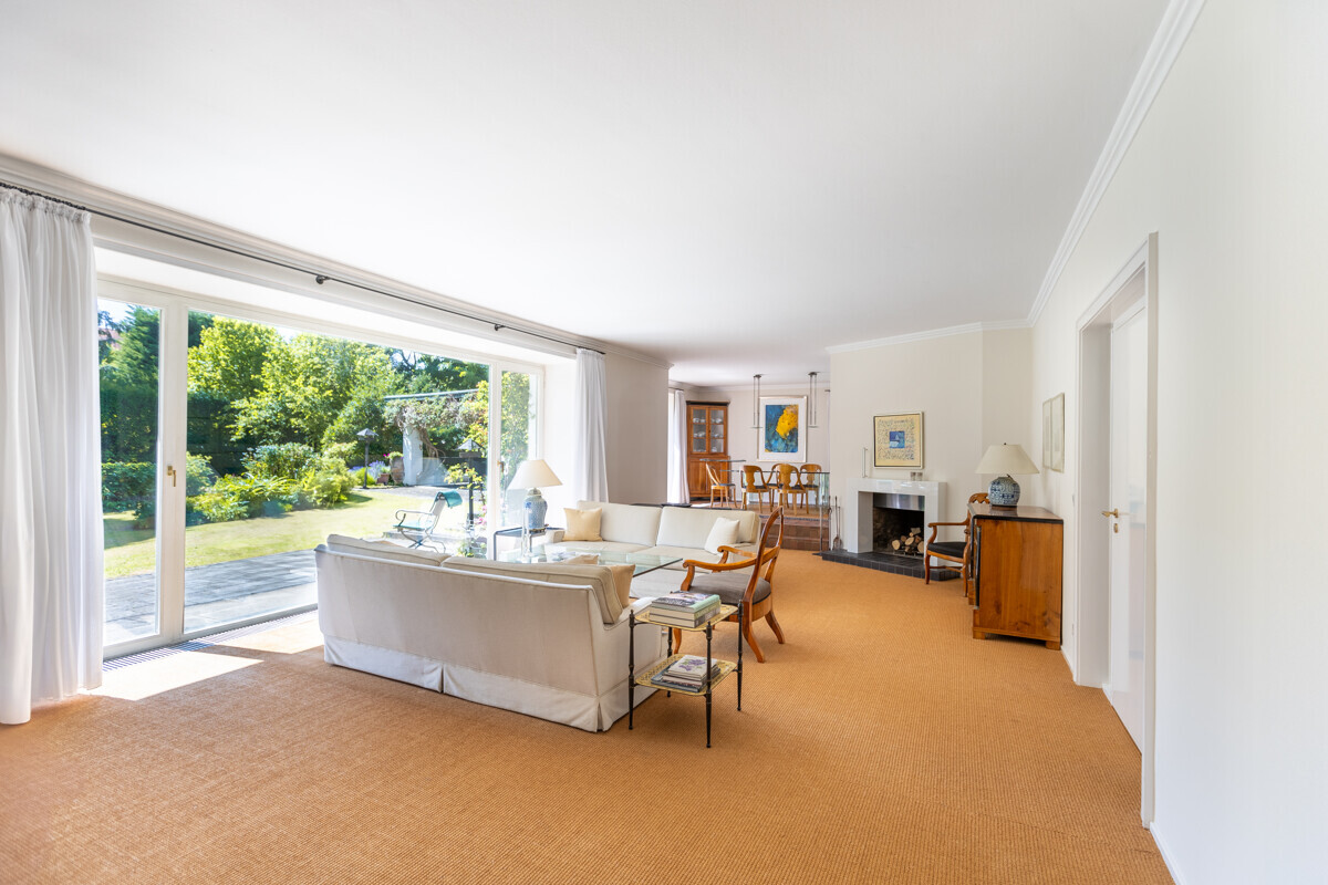 Landhaus auf Traumgrundstück im Auenviertel, Rodenkirchen