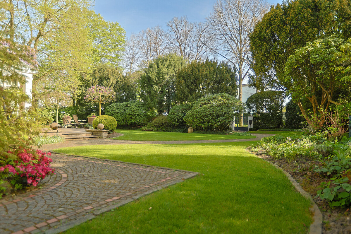 Freistehende Altbauvilla im Herzen Marienburgs