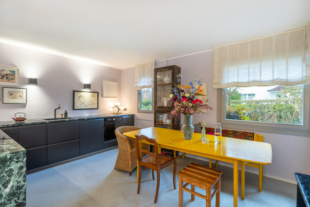 Modernes Stadthaus im Zentrum
Rodenkirchens.