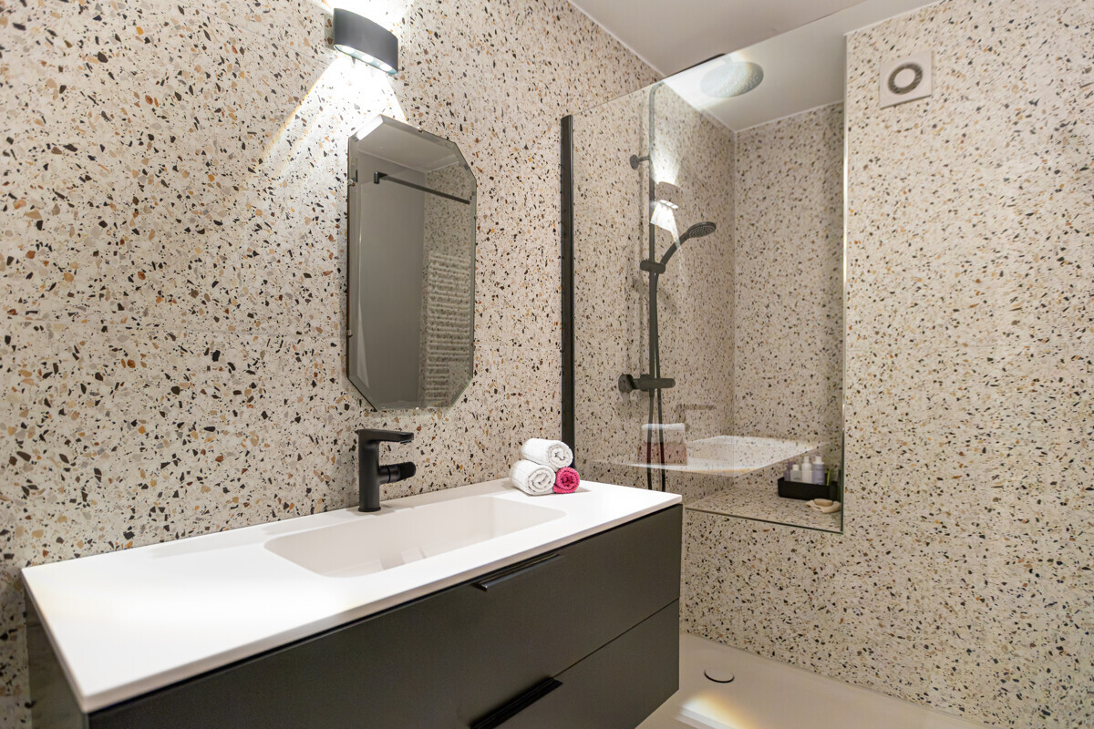 Modernes Stadthaus im Zentrum
Rodenkirchens.