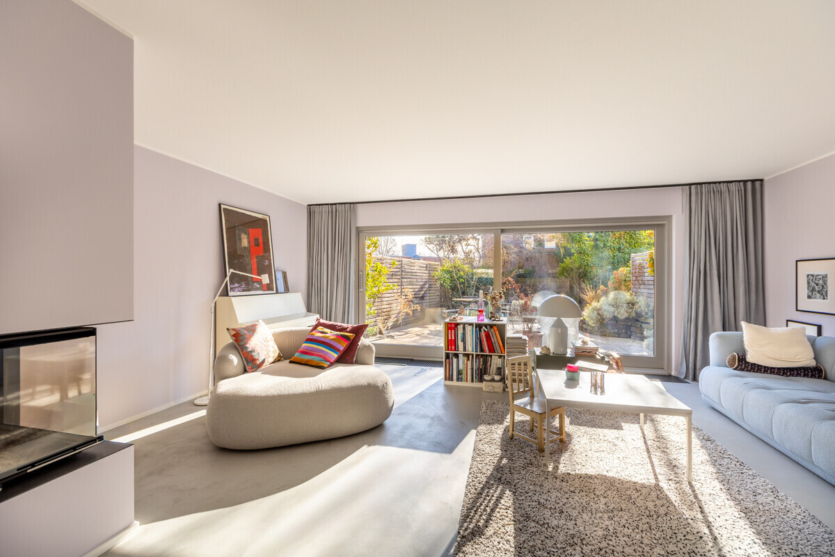 Modernes Stadthaus im Zentrum
Rodenkirchens.