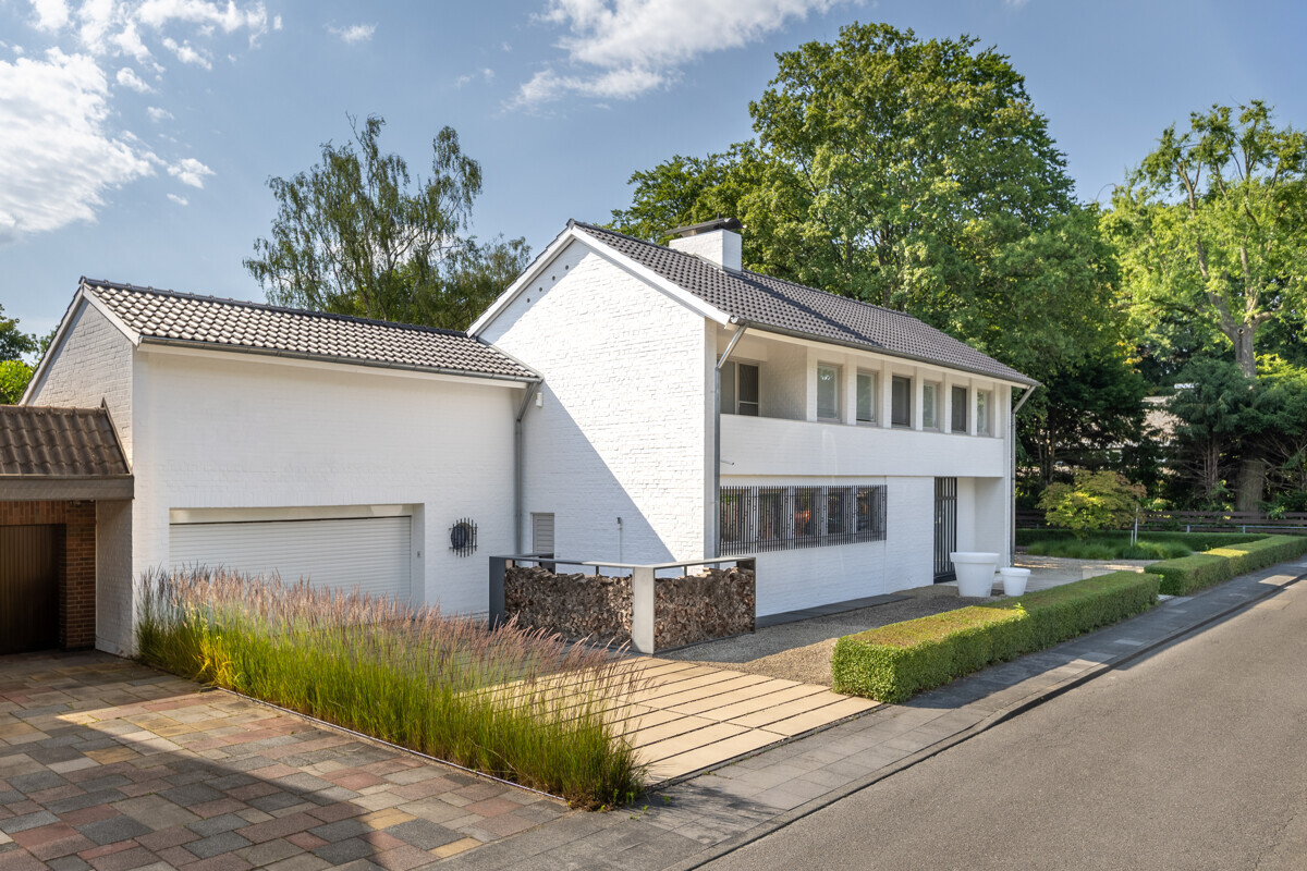 Freistehendes Einfamilienhaus in Müngersdorf - Malerviertel