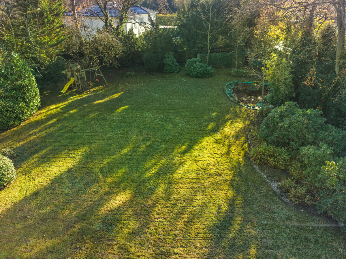 Großzügiges Einfamilienhaus mit Potential im Alt-Hahnwald