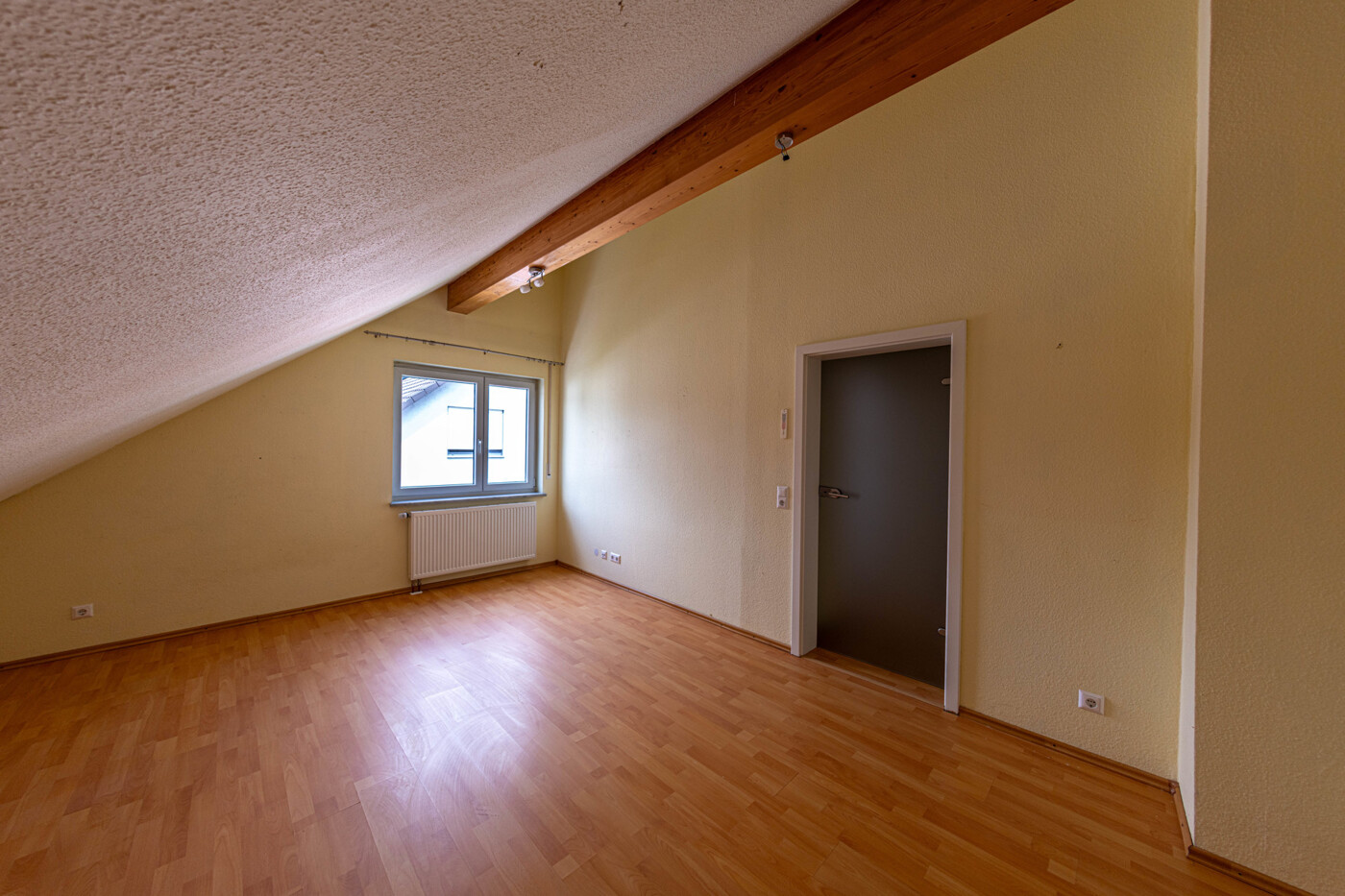 Zimmer 2 im DG 2:2