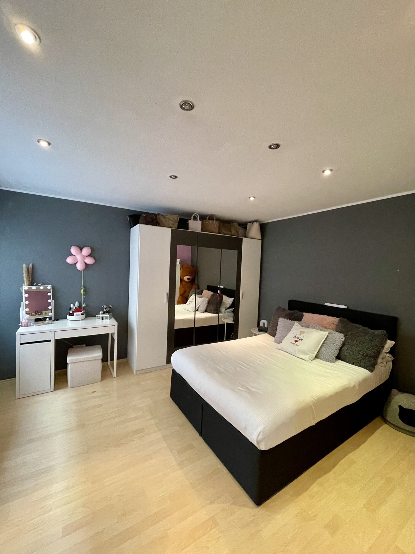 Vorderhaus EG Schlafzimmer