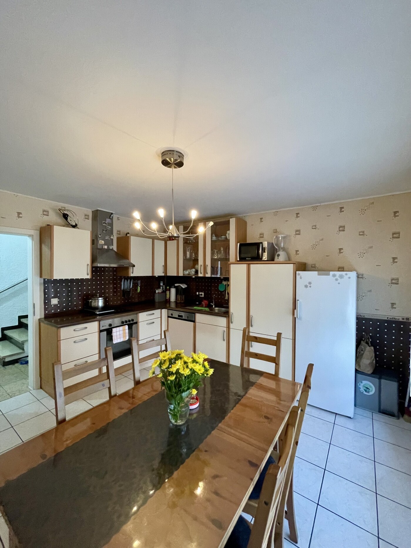 Vorderhaus EG Küche