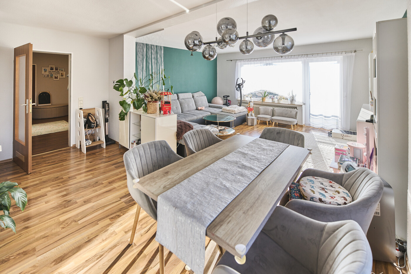 EG Wohn- & Essbereich Ansicht 1