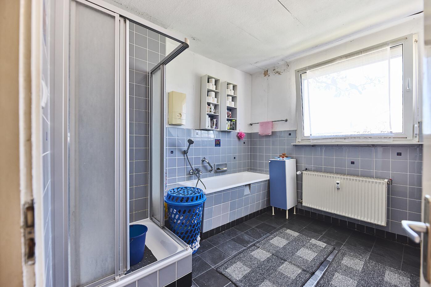 DG Badezimmer Ansicht 1