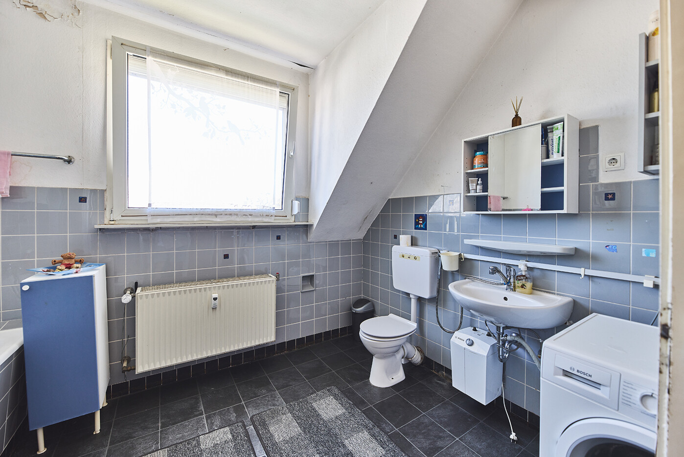 DG Badezimmer Ansicht 2