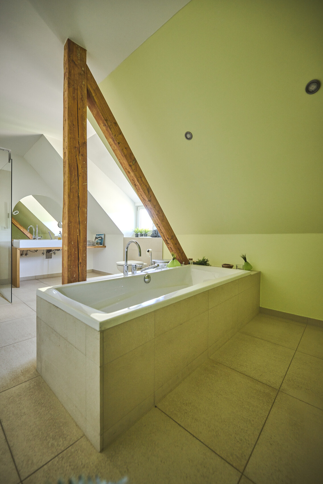 DG Badezimmer Ansicht 4