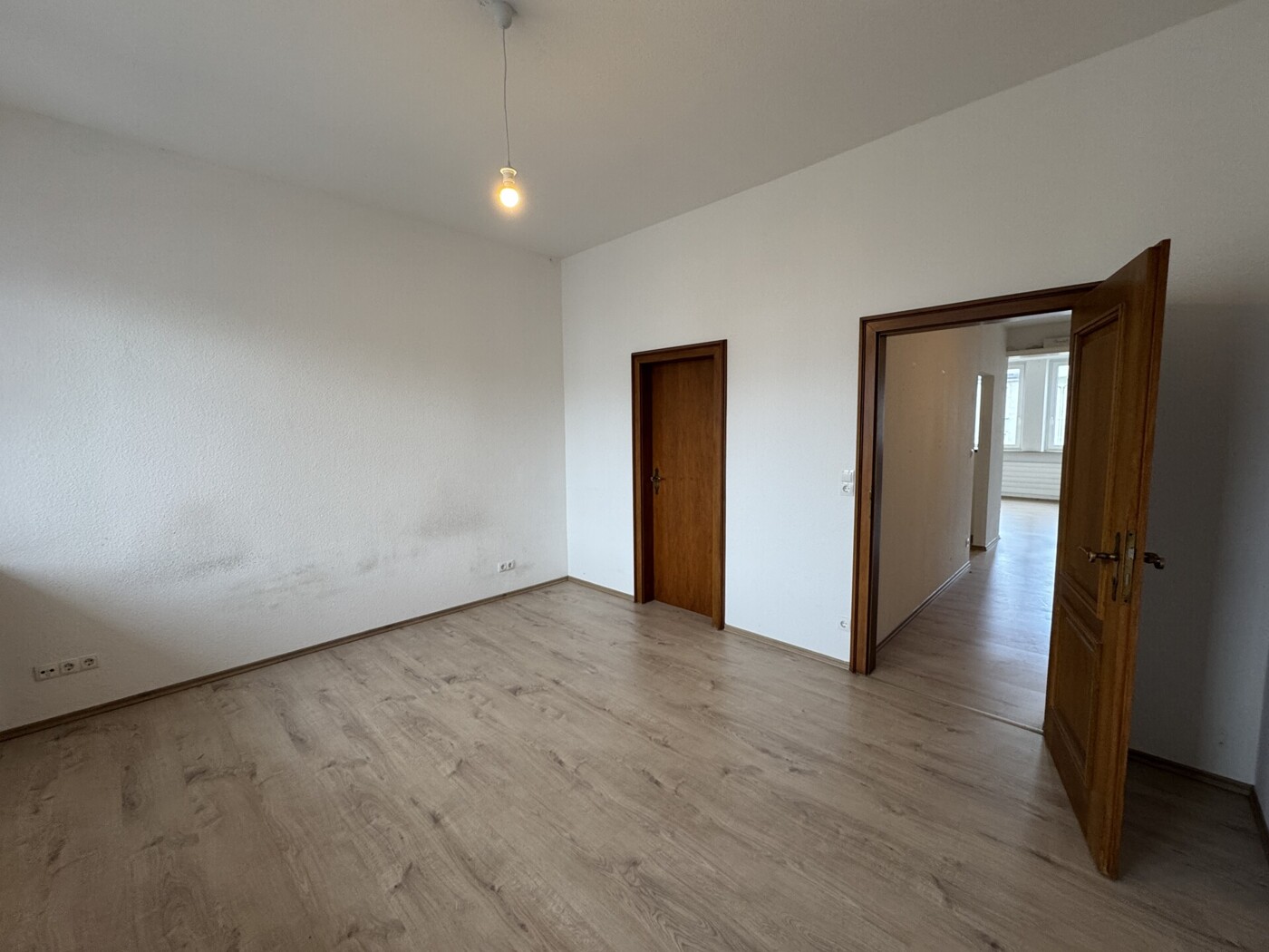 Schlafzimmer Ansicht 2