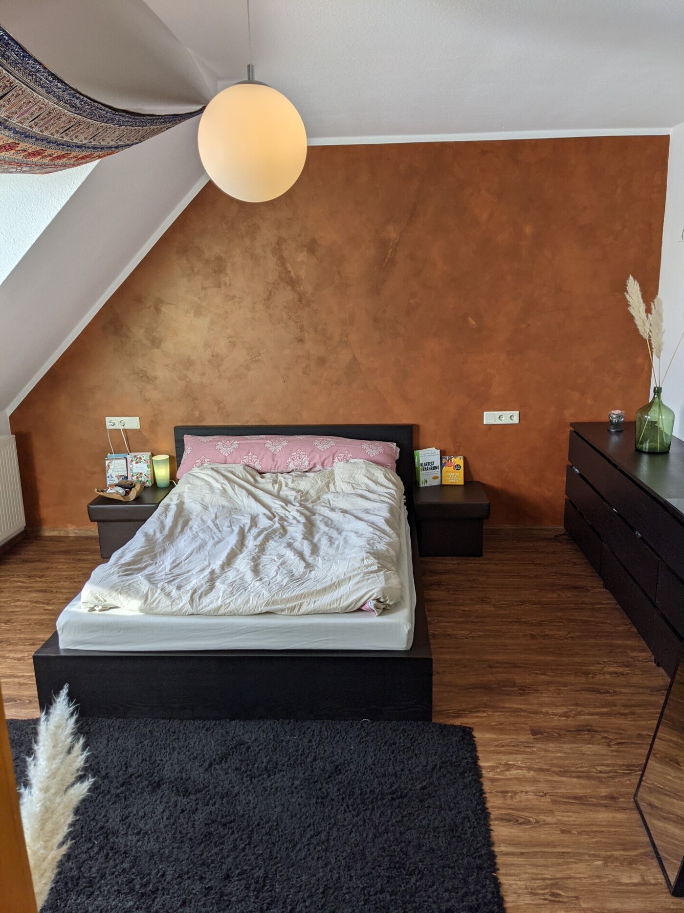 Schlafzimmer Ansicht 1