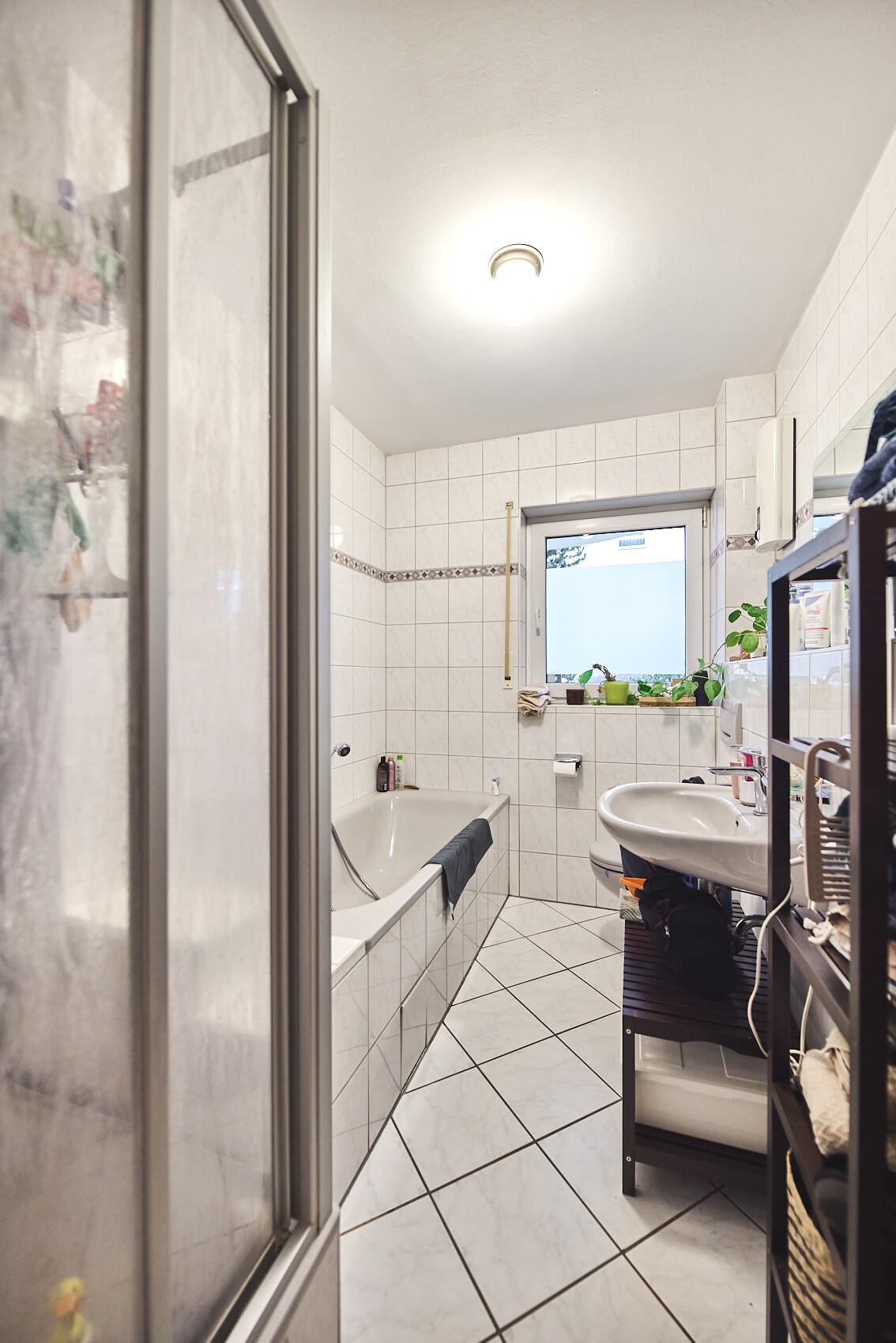 Badezimmer Ansicht 1