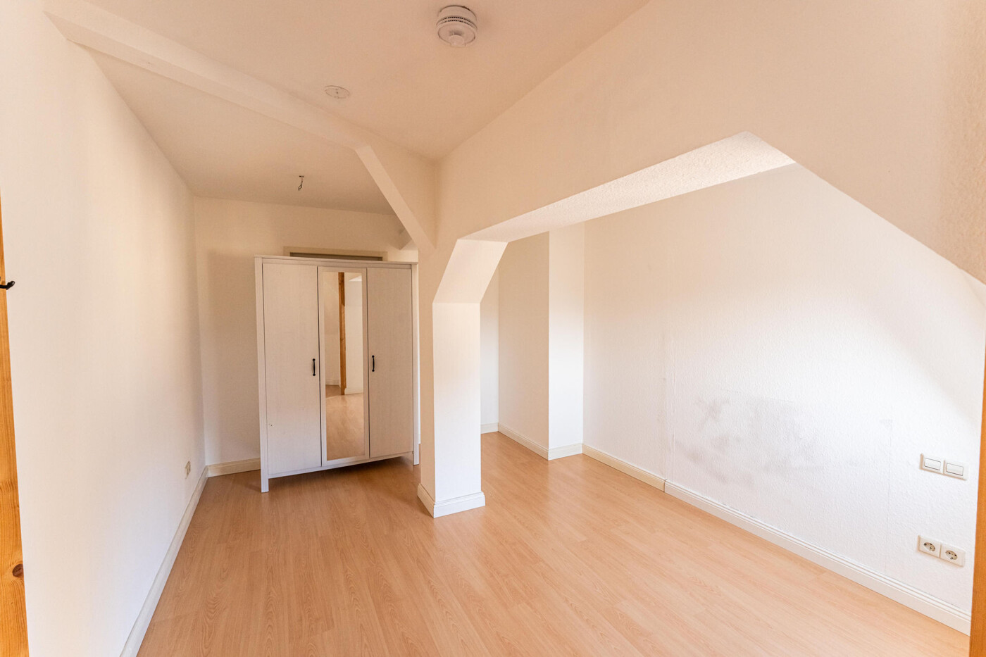 Schlafzimmer Ansicht 3