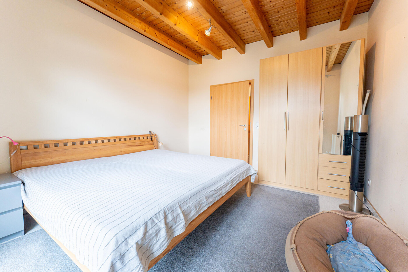 Schlafzimmer Ansicht 1