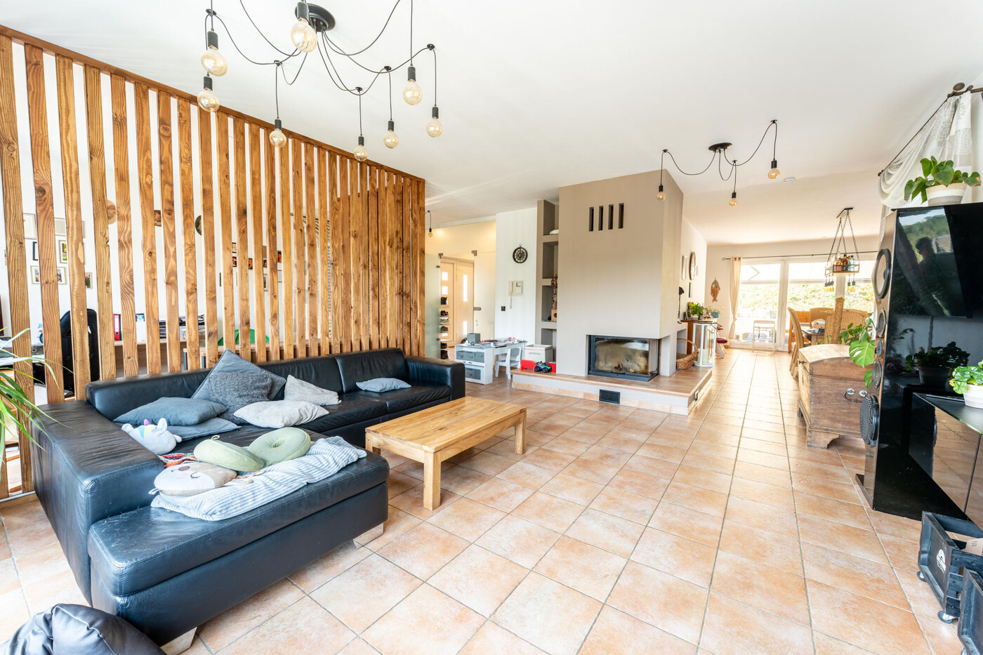 Wohnzimmer Ansicht 2