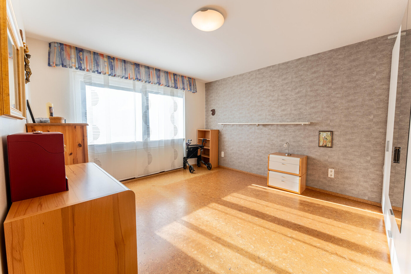 37 - OG Schlafzimmer Ansicht 1