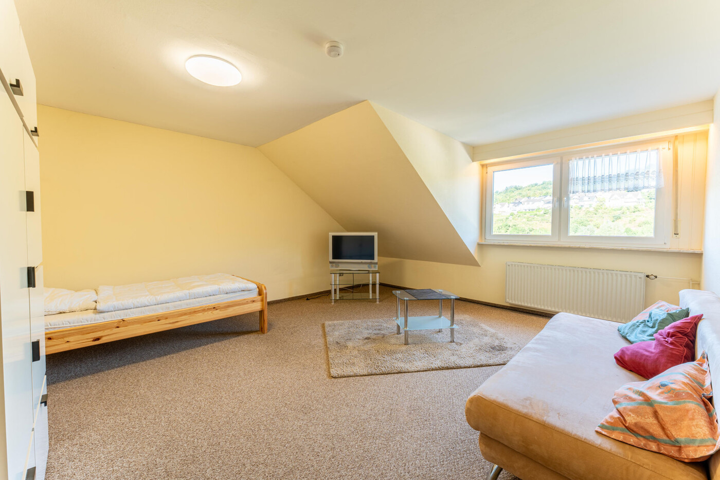 47 - DG Kinderzimmer 1 Ansicht 1