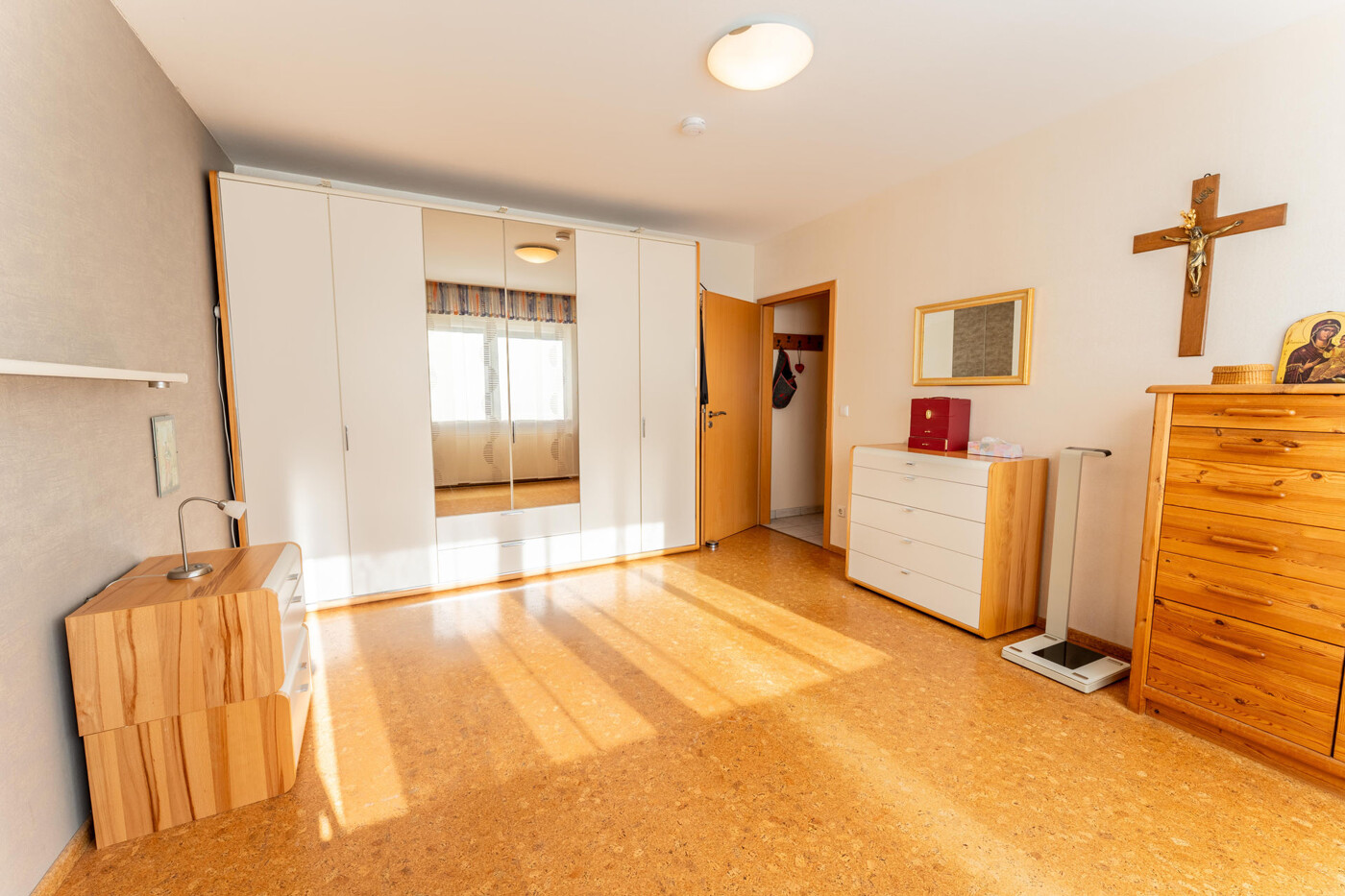 38 - OG Schlafzimmer Ansicht 2