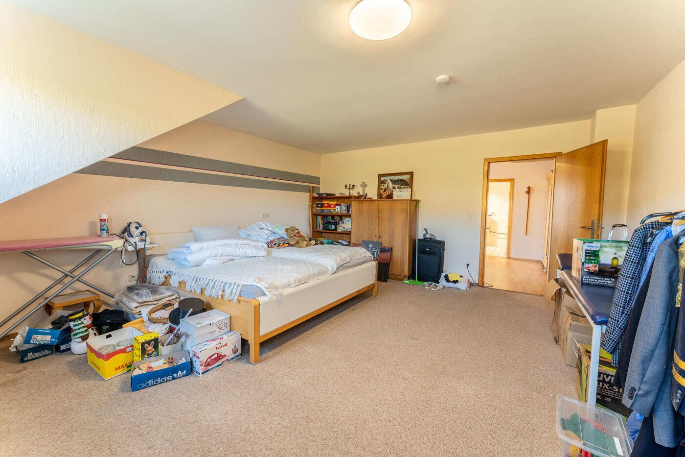 46 - DG Schlafzimmer Ansicht 2