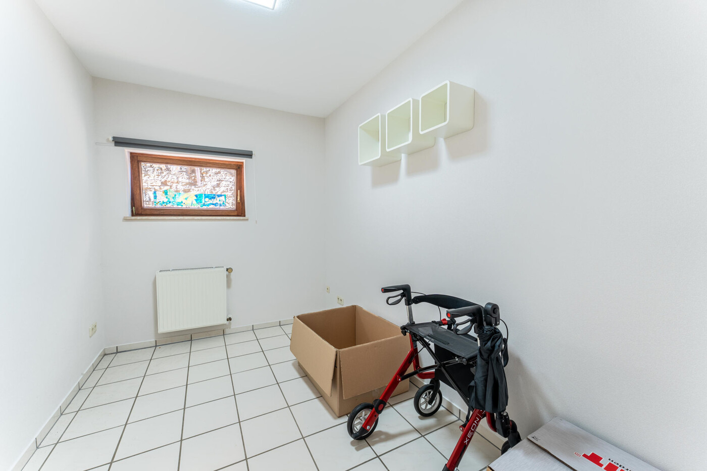 12 - EG Büro Ansicht 1