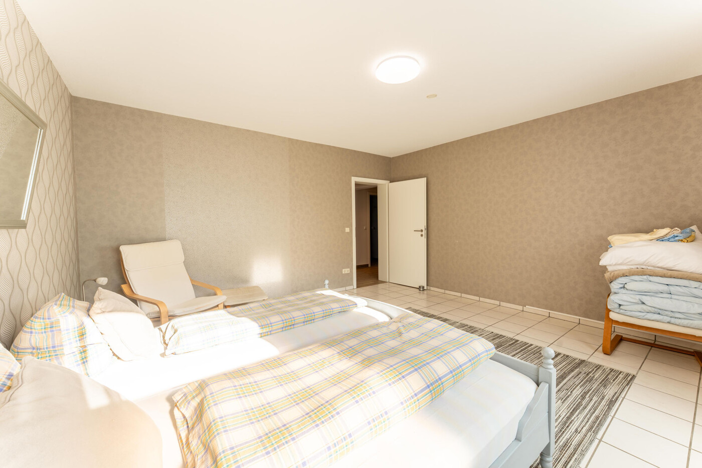 11 - EG Schlafzimmer Ansicht 2