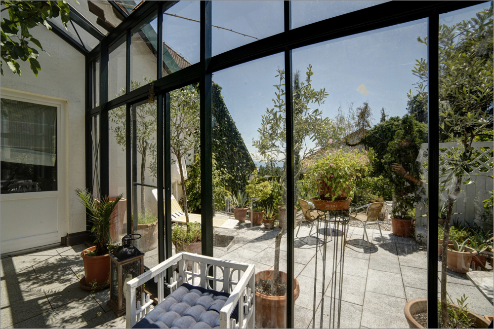 Main photo