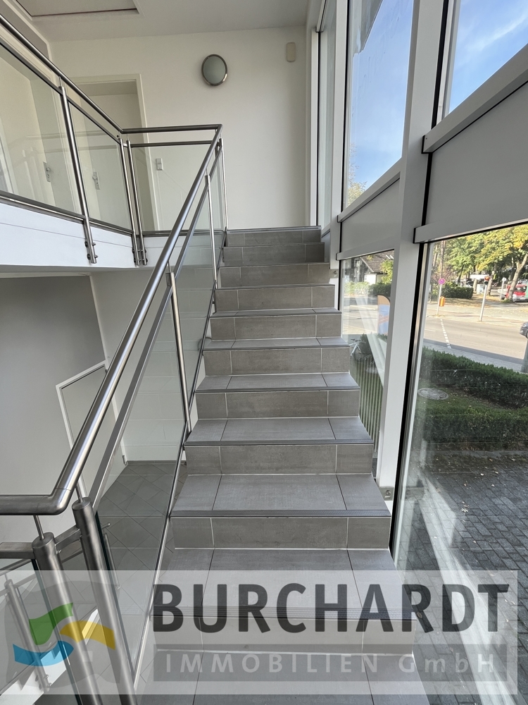 Immobilien Details 4 Treppenhaus