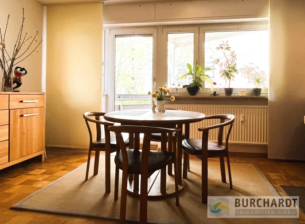 Immobilien Details 2 Wohnzimmer