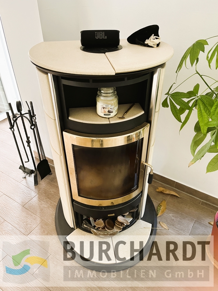 Immobilien Details 10 Kamin