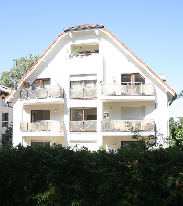 Referenzen 43 Hohen Neunendorf Hausansicht