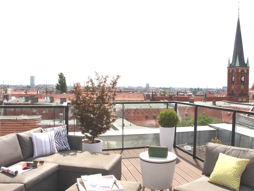 Luxury Penthouse in Samariterkiez with Amazing 63m² Private Roof Terrace