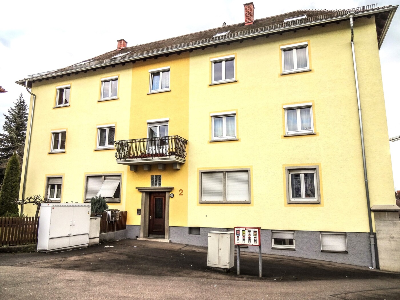 Gebäudeansicht frontal