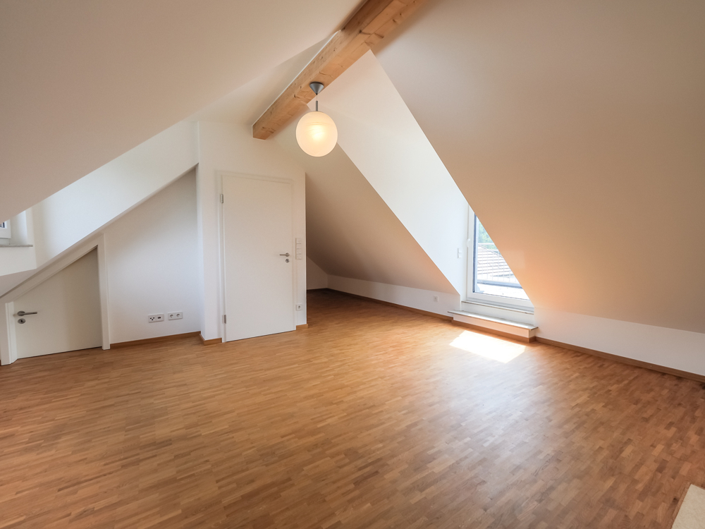 Dachstudio l Schlafzimmer 4 DG